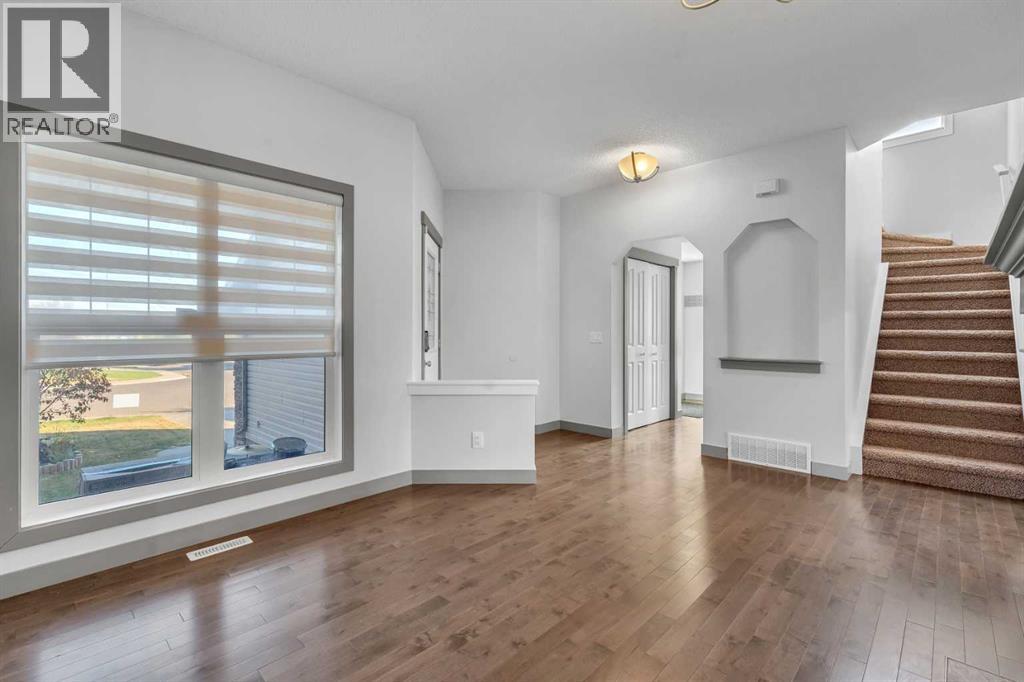 264 Morningside Green Sw, Airdrie, Alberta  T4B 3M4 - Photo 4 - A2258563
