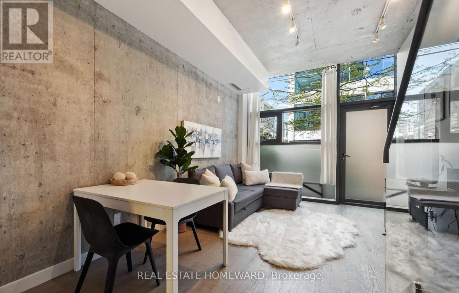Th9 - 25 Stafford Street, Toronto, Ontario  M5V 0G3 - Photo 2 - C12441366