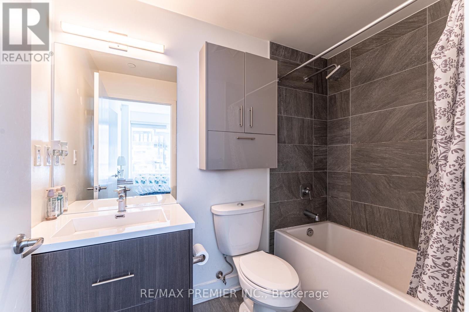 1511 - 180 Fairview Mall Drive, Toronto, Ontario  M2J 0G4 - Photo 8 - C12441381