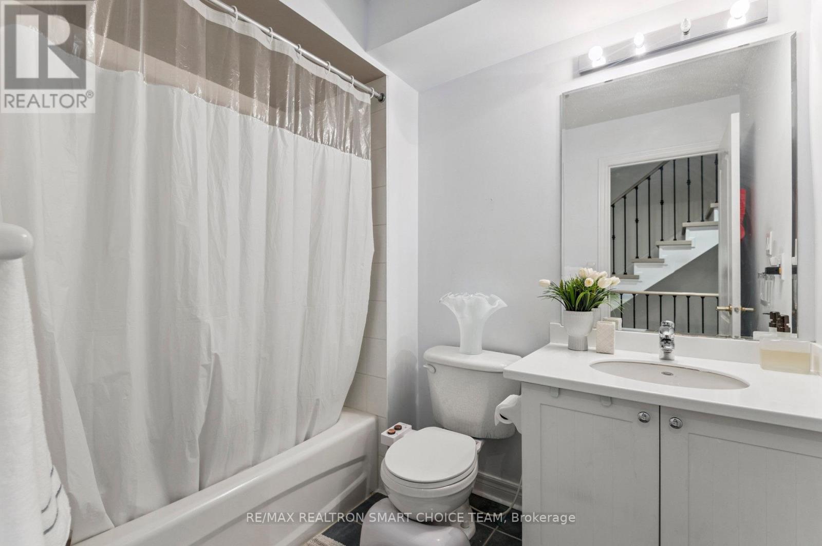 12 - 34 Mcbride Lane, Toronto (Willowdale West), Ontario  M2N 7B8 - Photo 31 - C12441395