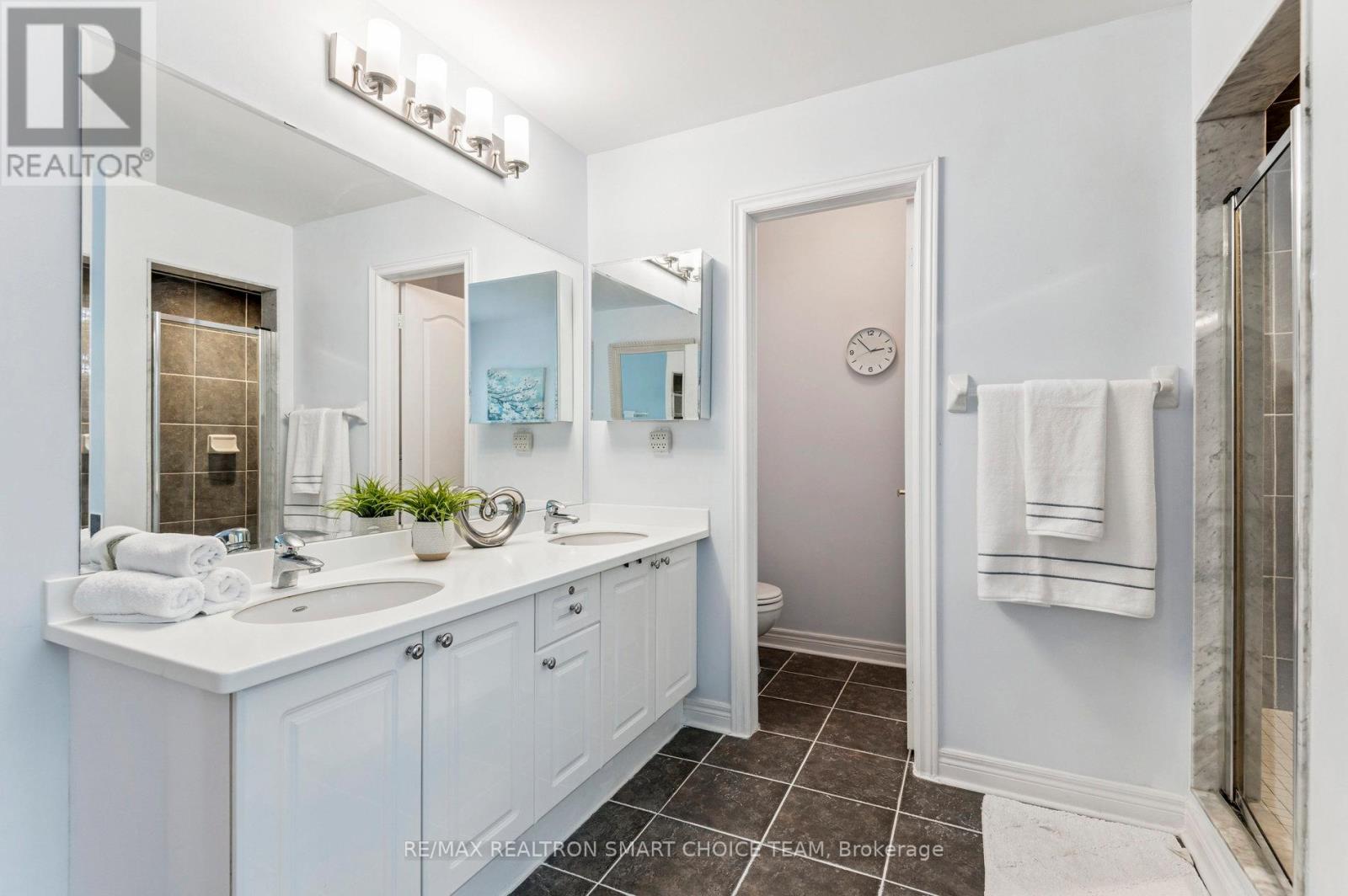 12 - 34 Mcbride Lane, Toronto (Willowdale West), Ontario  M2N 7B8 - Photo 44 - C12441395