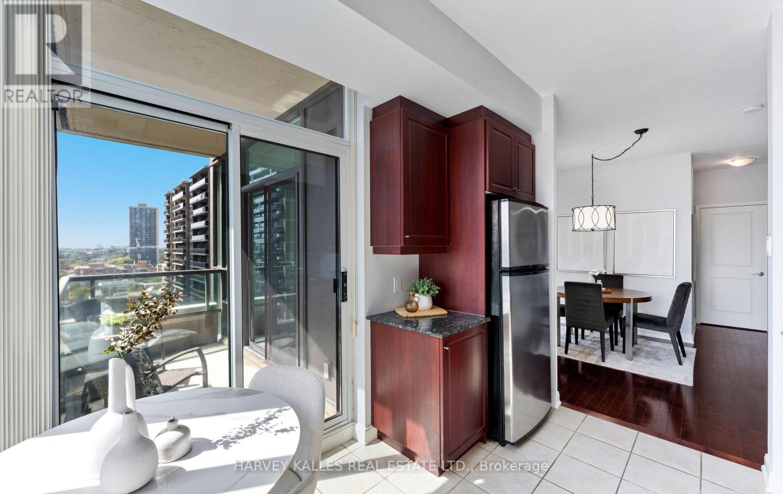 1406 - 88 Broadway Avenue, Toronto, Ontario  M4P 0A5 - Photo 21 - C12441404
