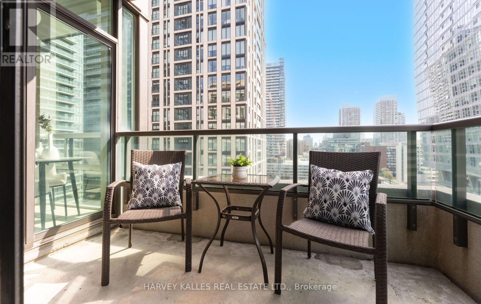 1406 - 88 Broadway Avenue, Toronto, Ontario  M4P 0A5 - Photo 31 - C12441404