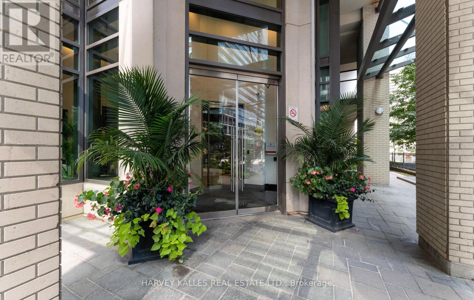1406 - 88 Broadway Avenue, Toronto, Ontario  M4P 0A5 - Photo 4 - C12441404