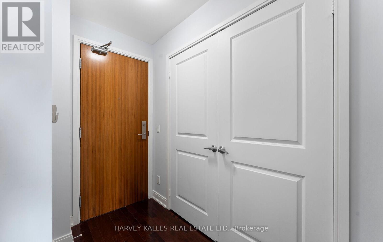 1406 - 88 Broadway Avenue, Toronto, Ontario  M4P 0A5 - Photo 9 - C12441404
