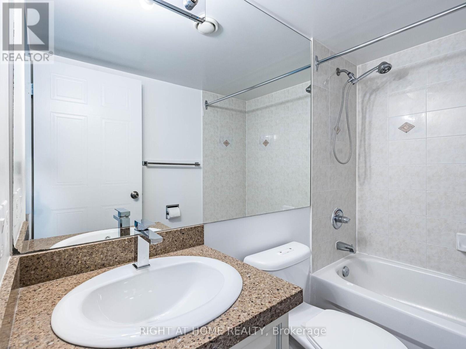 2001 - 238 Doris Avenue, Toronto, Ontario  M2N 6W1 - Photo 34 - C12441407