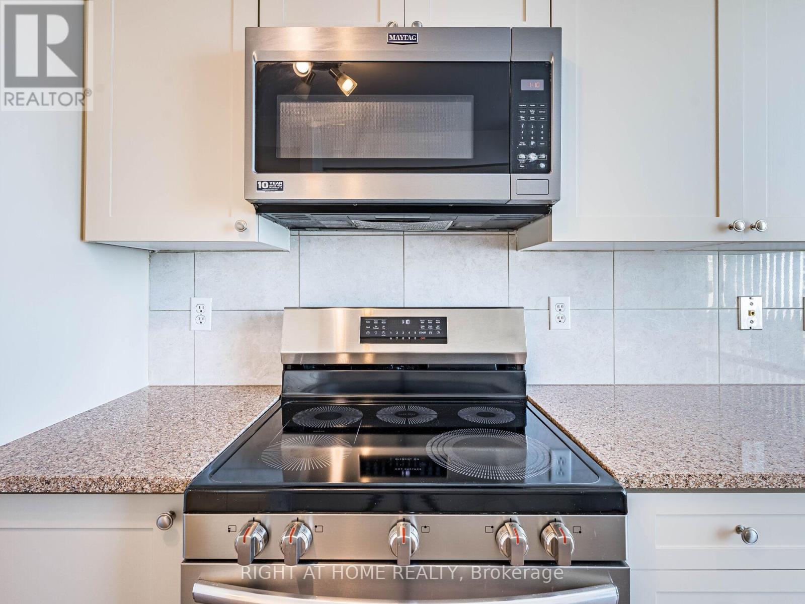 2001 - 238 Doris Avenue, Toronto, Ontario  M2N 6W1 - Photo 42 - C12441407