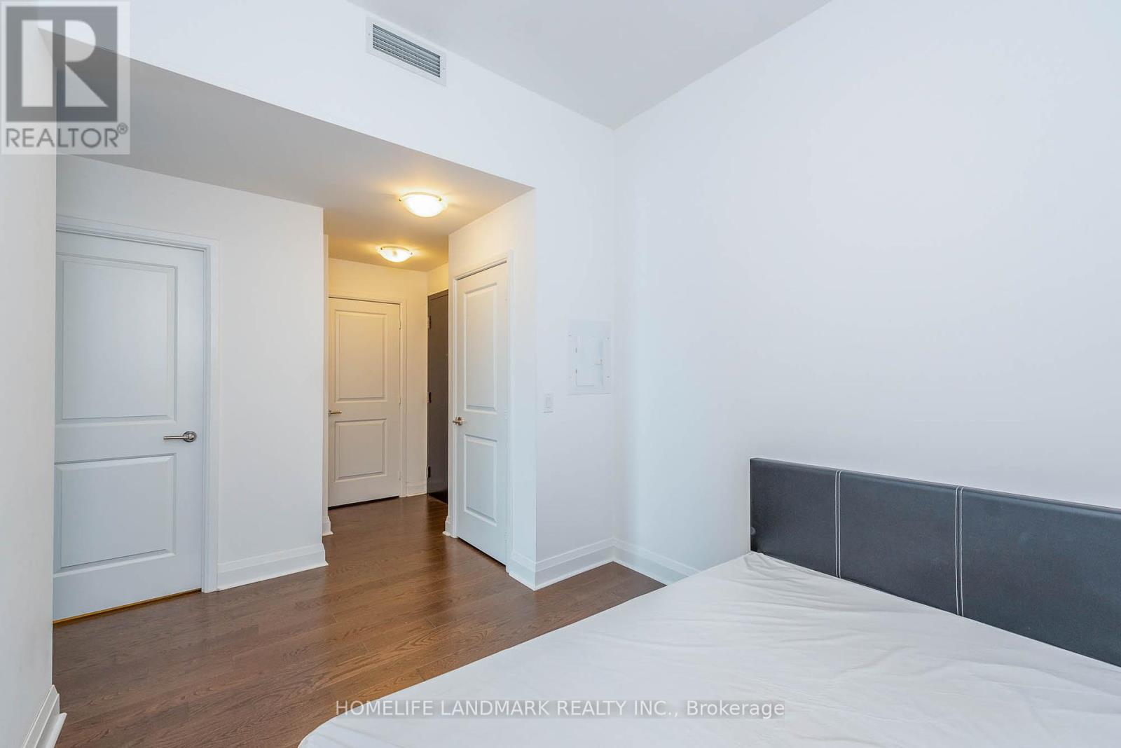 5104 - 1080 Bay Street, Toronto, Ontario  M5S 0A5 - Photo 10 - C12441421