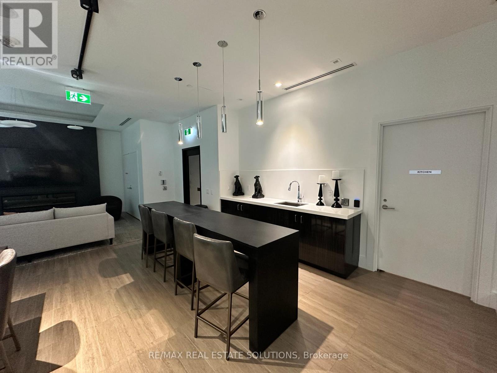 3726 - 28 Widmer Street, Toronto, Ontario  M5V 0T2 - Photo 41 - C12441476