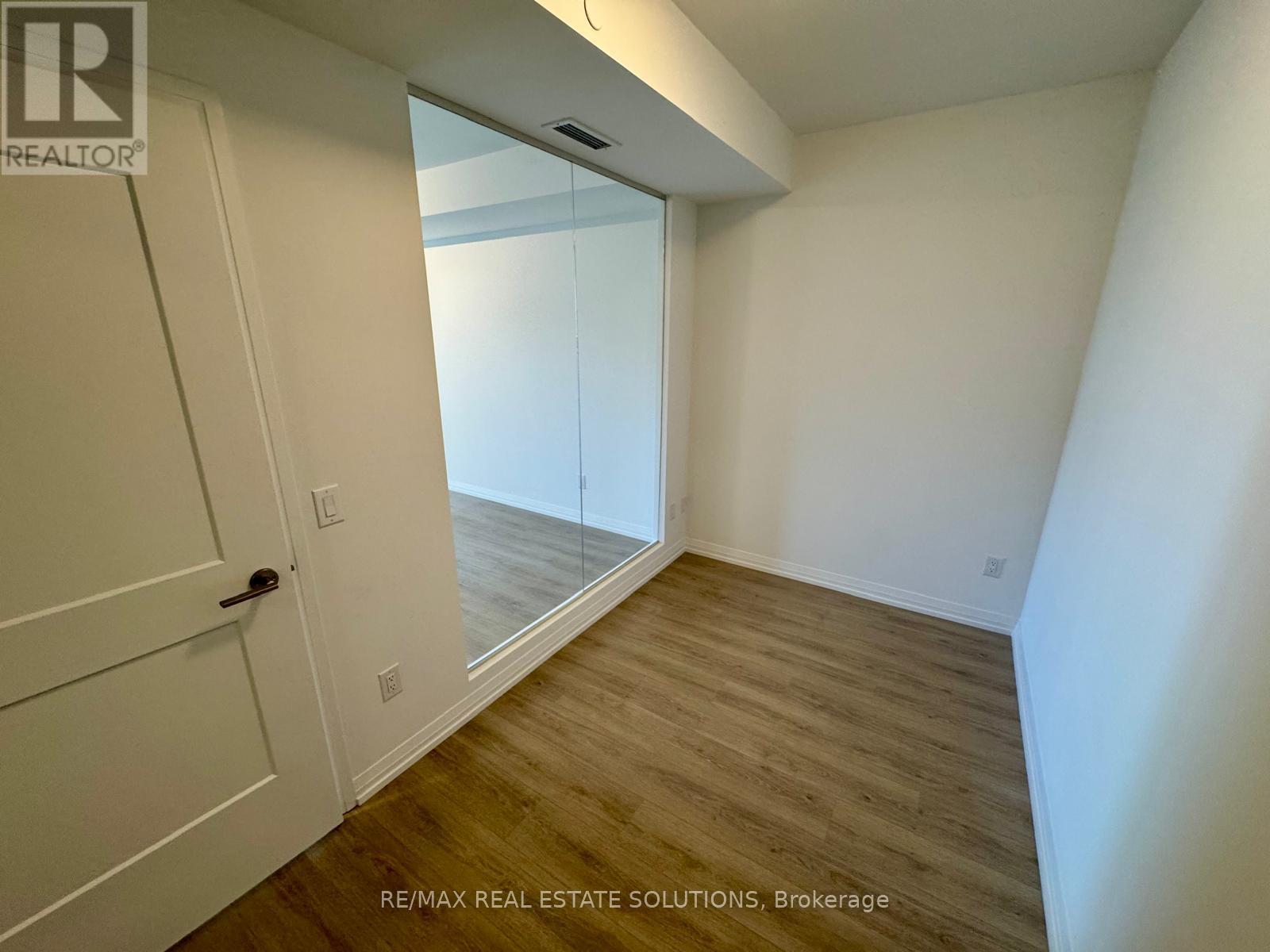 3726 - 28 Widmer Street, Toronto, Ontario  M5V 0T2 - Photo 8 - C12441476