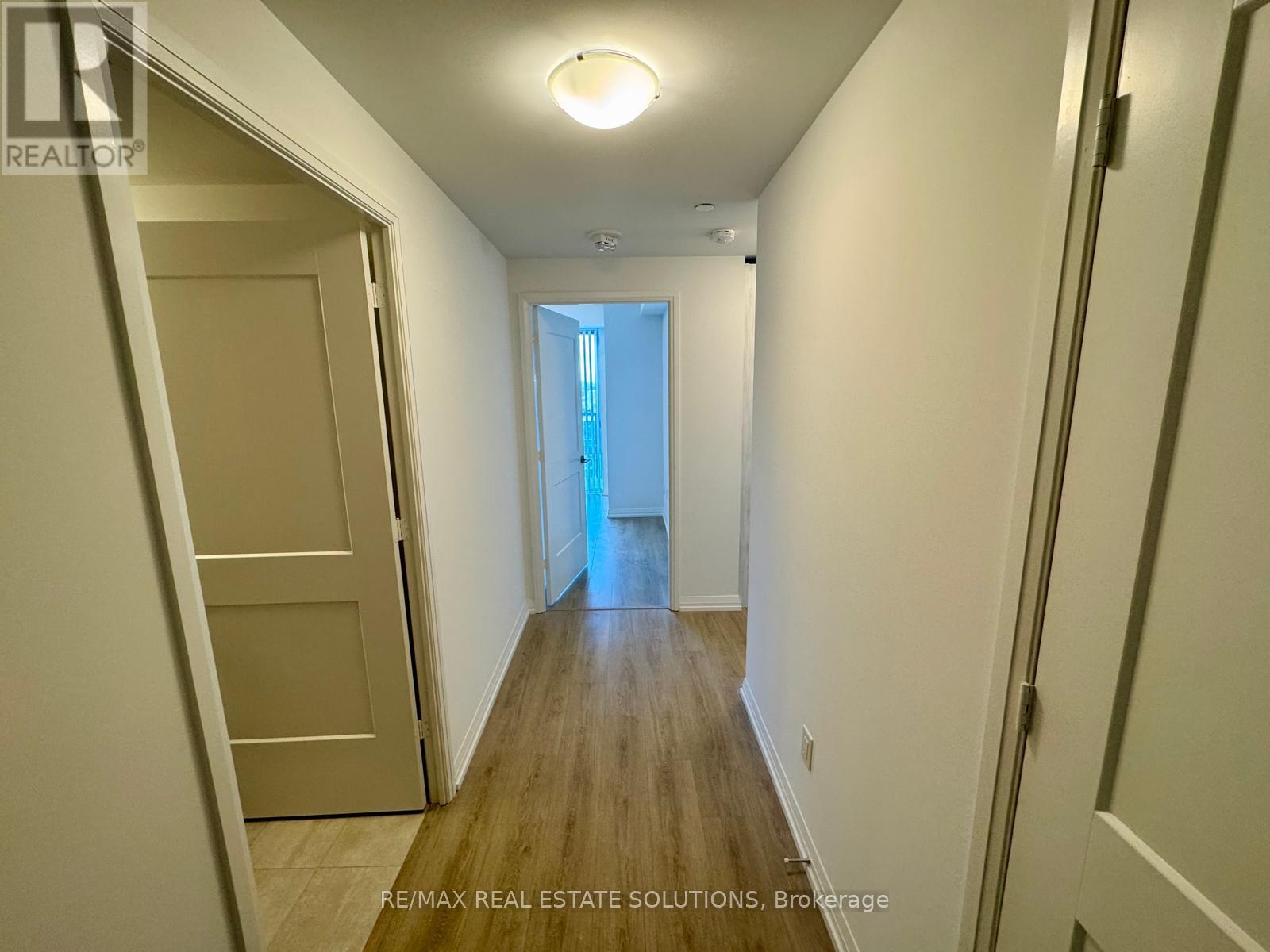 3726 - 28 Widmer Street, Toronto, Ontario  M5V 0T2 - Photo 9 - C12441476