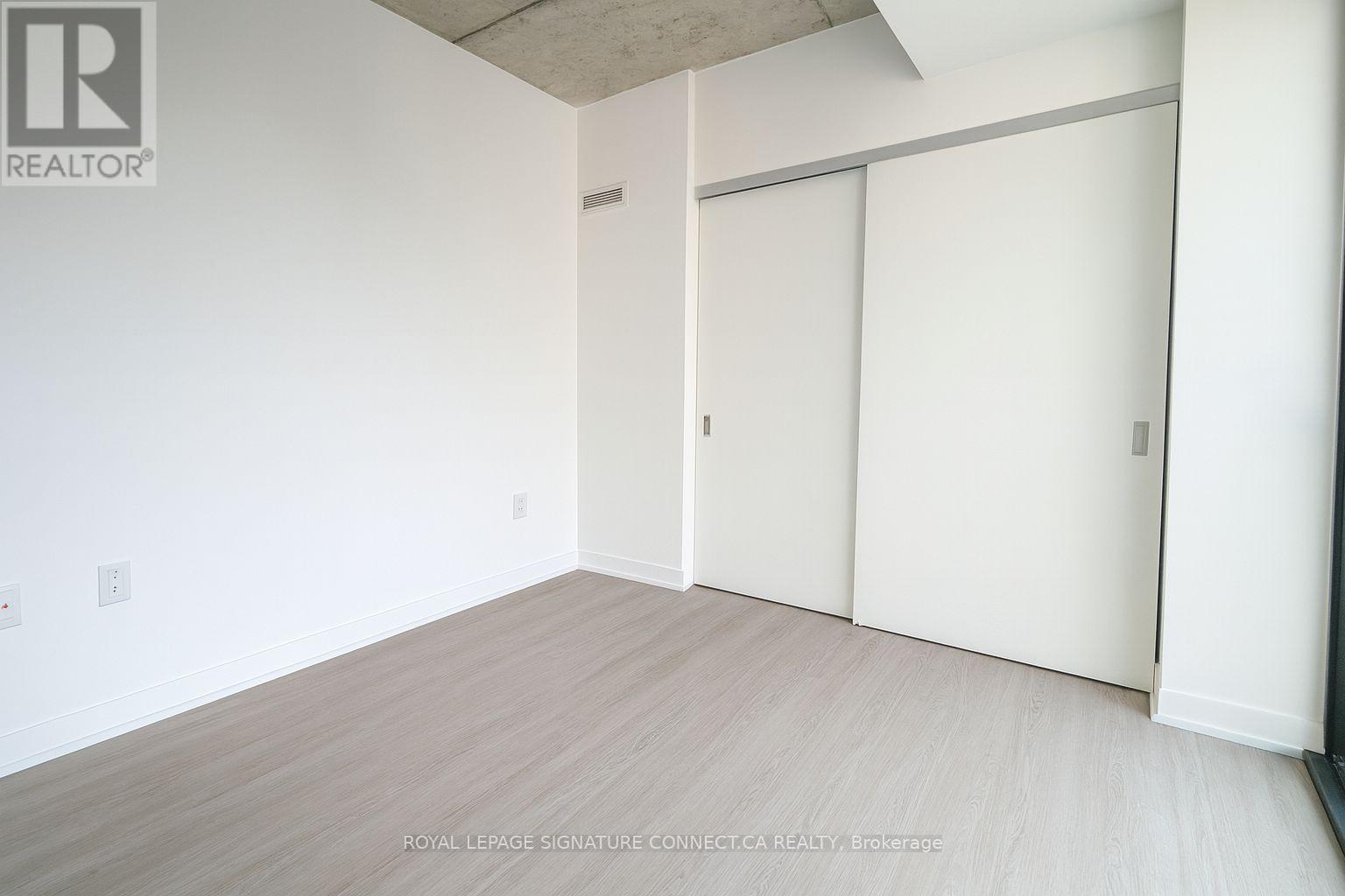 306 - 195 Mccaul Street, Toronto, Ontario  M5T 1W6 - Photo 3 - C12441482