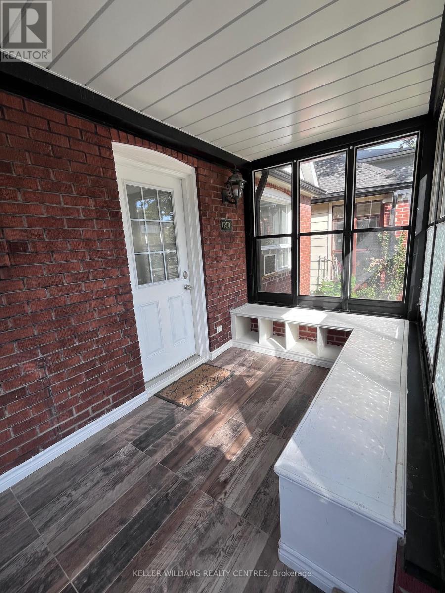 Main - 190 Holborne Avenue, Toronto, Ontario  M4C 2R8 - Photo 12 - E12434142