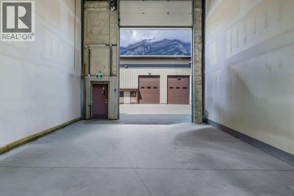 5, 2 Limestone Valley Road, Dead Man's Flats, Alberta  T1W 2W4 - Photo 11 - A2260373