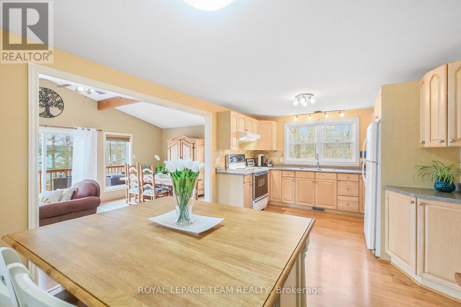 371 Kennedy Road, Greater Madawaska, Ontario  K0J 1H0 - Photo 28 - X12135748
