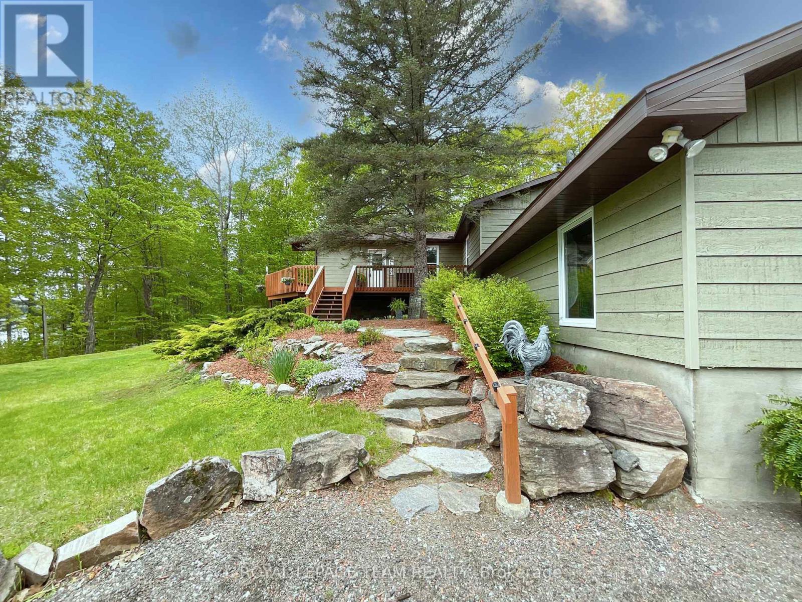 371 Kennedy Road, Greater Madawaska, Ontario  K0J 1H0 - Photo 2 - X12135748