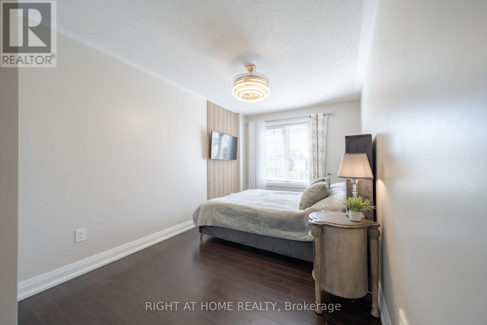 182 Meadowhawk Trail, Bradford West Gwillimbury (Bradford), Ontario  L3Z 0E9 - Photo 24 - N12441386