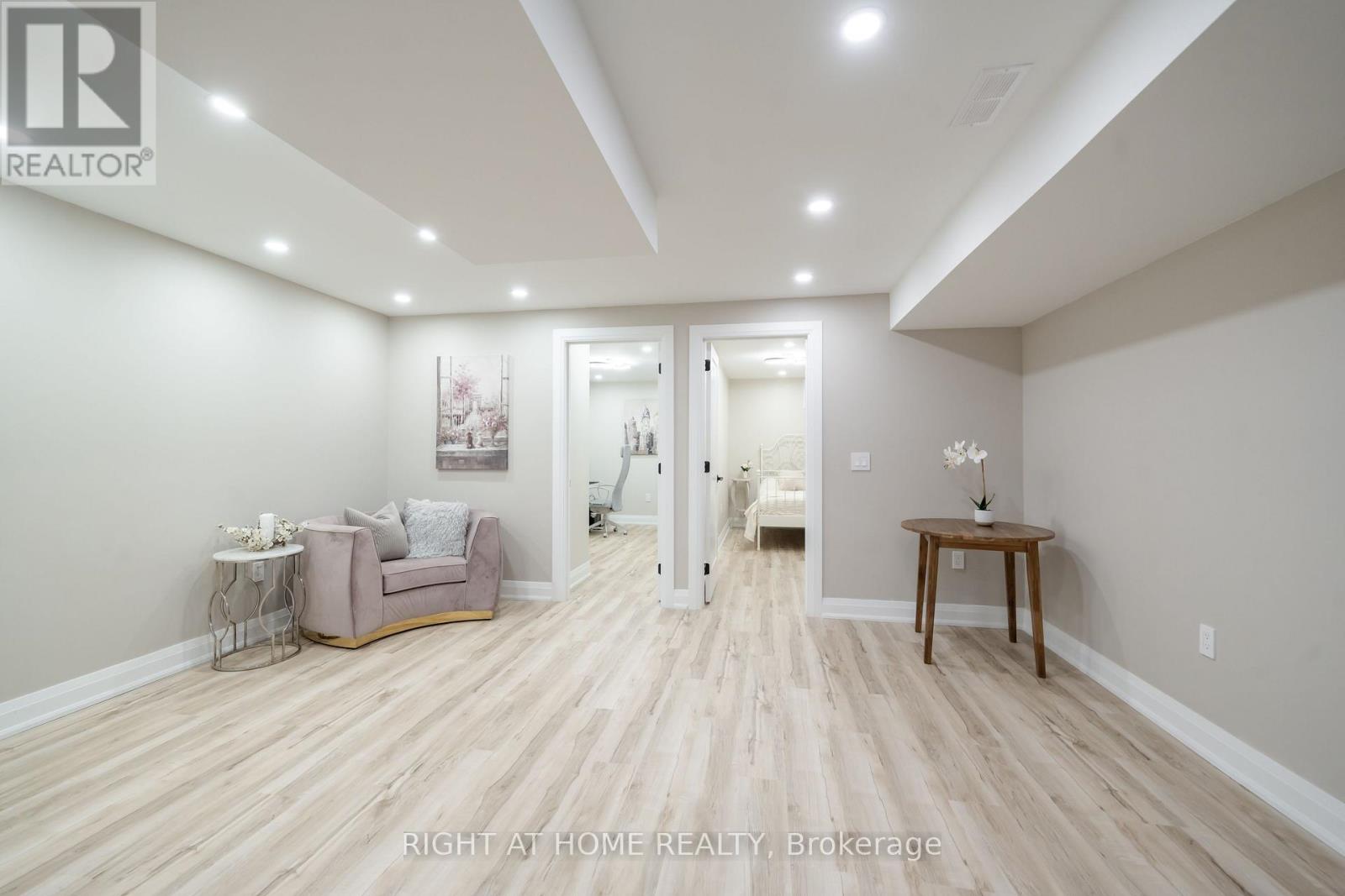 182 Meadowhawk Trail, Bradford West Gwillimbury (Bradford), Ontario  L3Z 0E9 - Photo 35 - N12441386