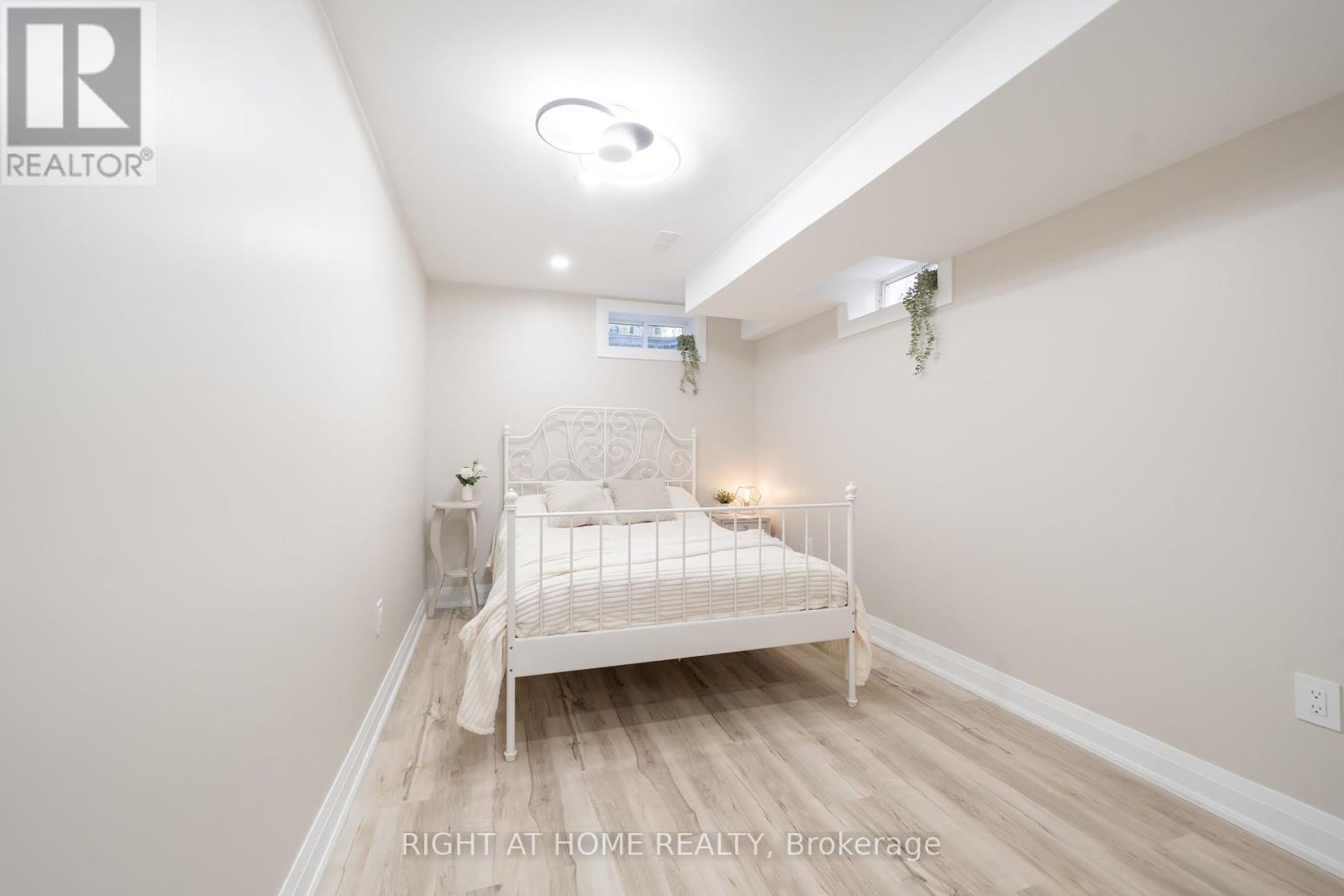 182 Meadowhawk Trail, Bradford West Gwillimbury (Bradford), Ontario  L3Z 0E9 - Photo 36 - N12441386