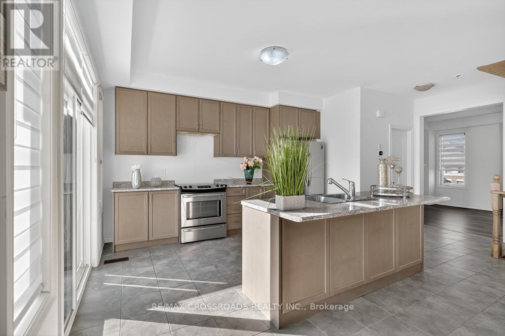 11815 Tenth Line, Whitchurch-Stouffville, Ontario  L4A 4V7 - Photo 16 - N12441441