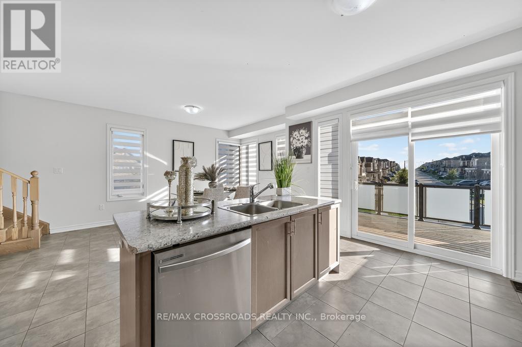 11815 Tenth Line, Whitchurch-Stouffville, Ontario  L4A 4V7 - Photo 18 - N12441441