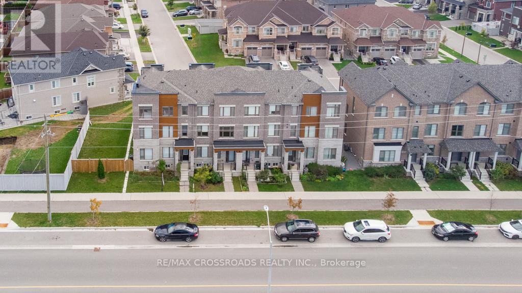 11815 Tenth Line, Whitchurch-Stouffville, Ontario  L4A 4V7 - Photo 2 - N12441441