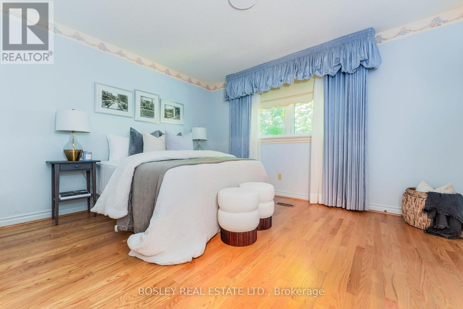 8 Roverdale Court, Markham, Ontario  L3R 7K7 - Photo 22 - N12441447