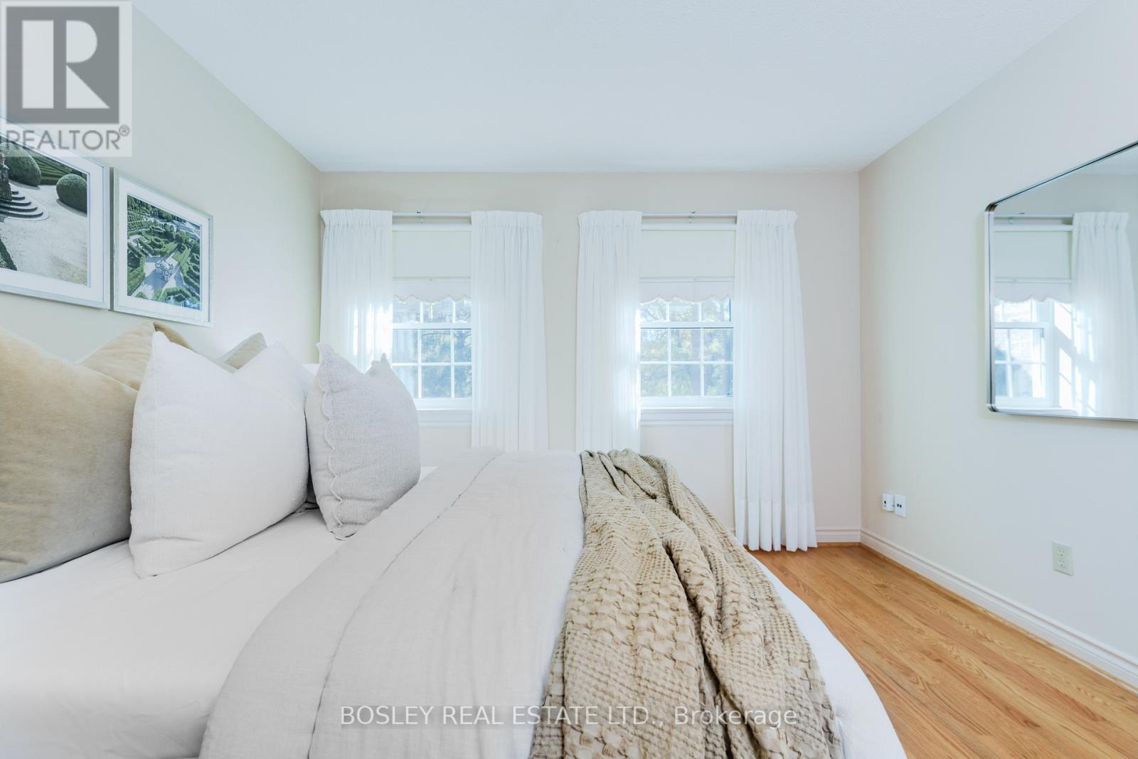 8 Roverdale Court, Markham, Ontario  L3R 7K7 - Photo 28 - N12441447