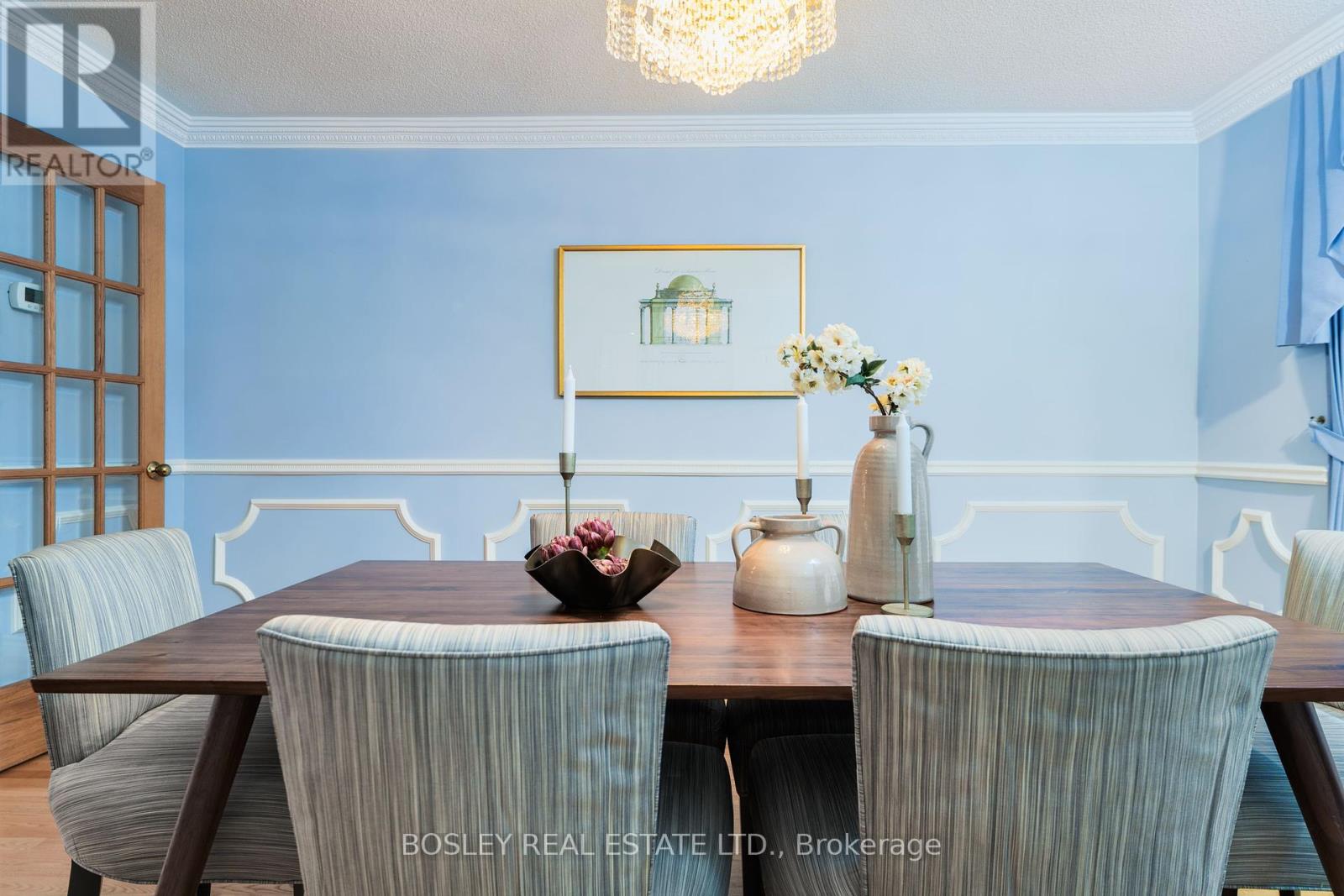 8 Roverdale Court, Markham, Ontario  L3R 7K7 - Photo 8 - N12441447