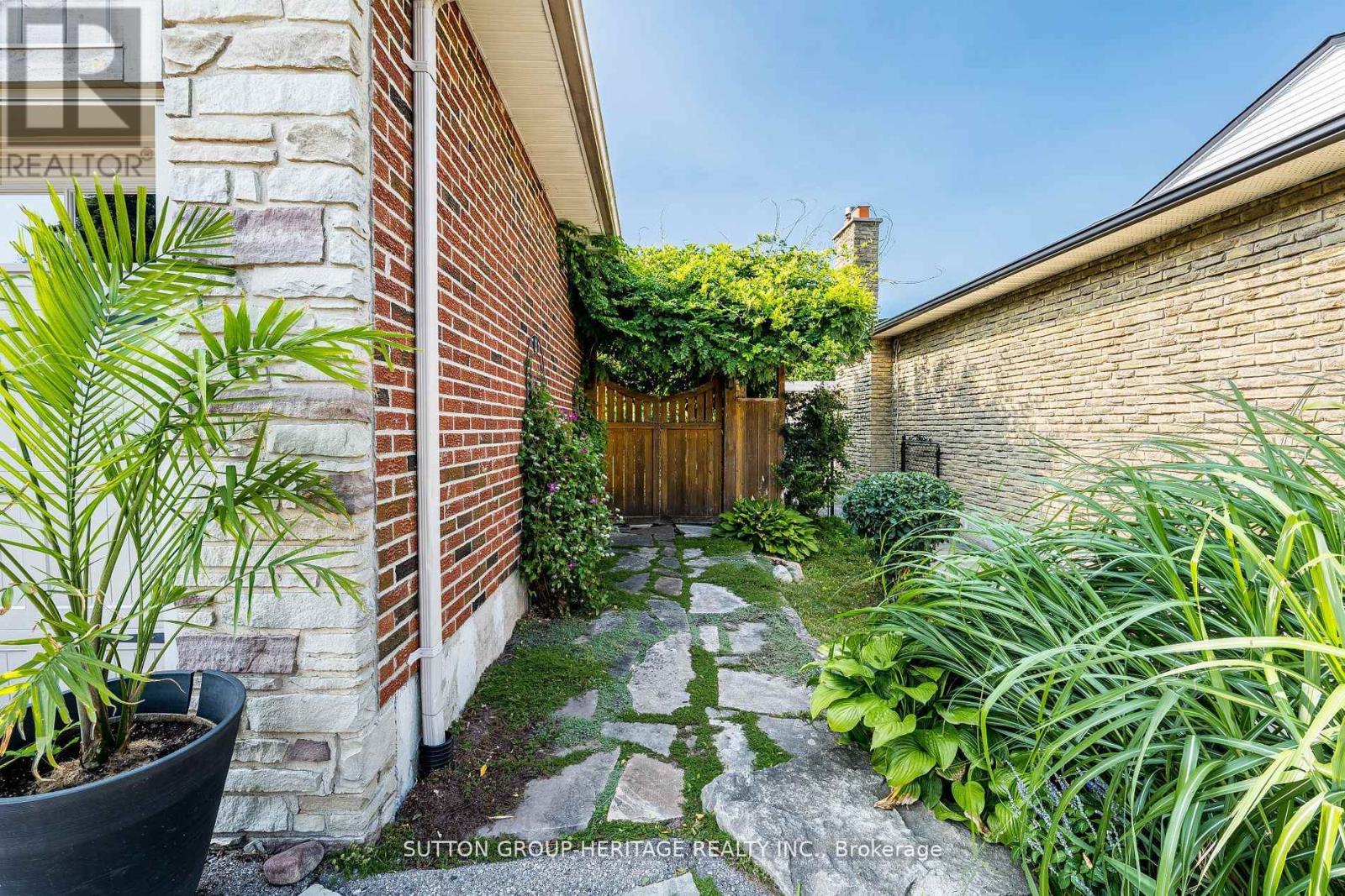 47 Pringle Avenue, Markham, Ontario  L3P 2P3 - Photo 32 - N12441481