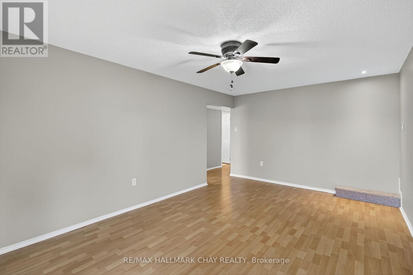 Lower - 82 Sundew Drive, Barrie, Ontario  L4N 9M1 - Photo 7 - S12441406
