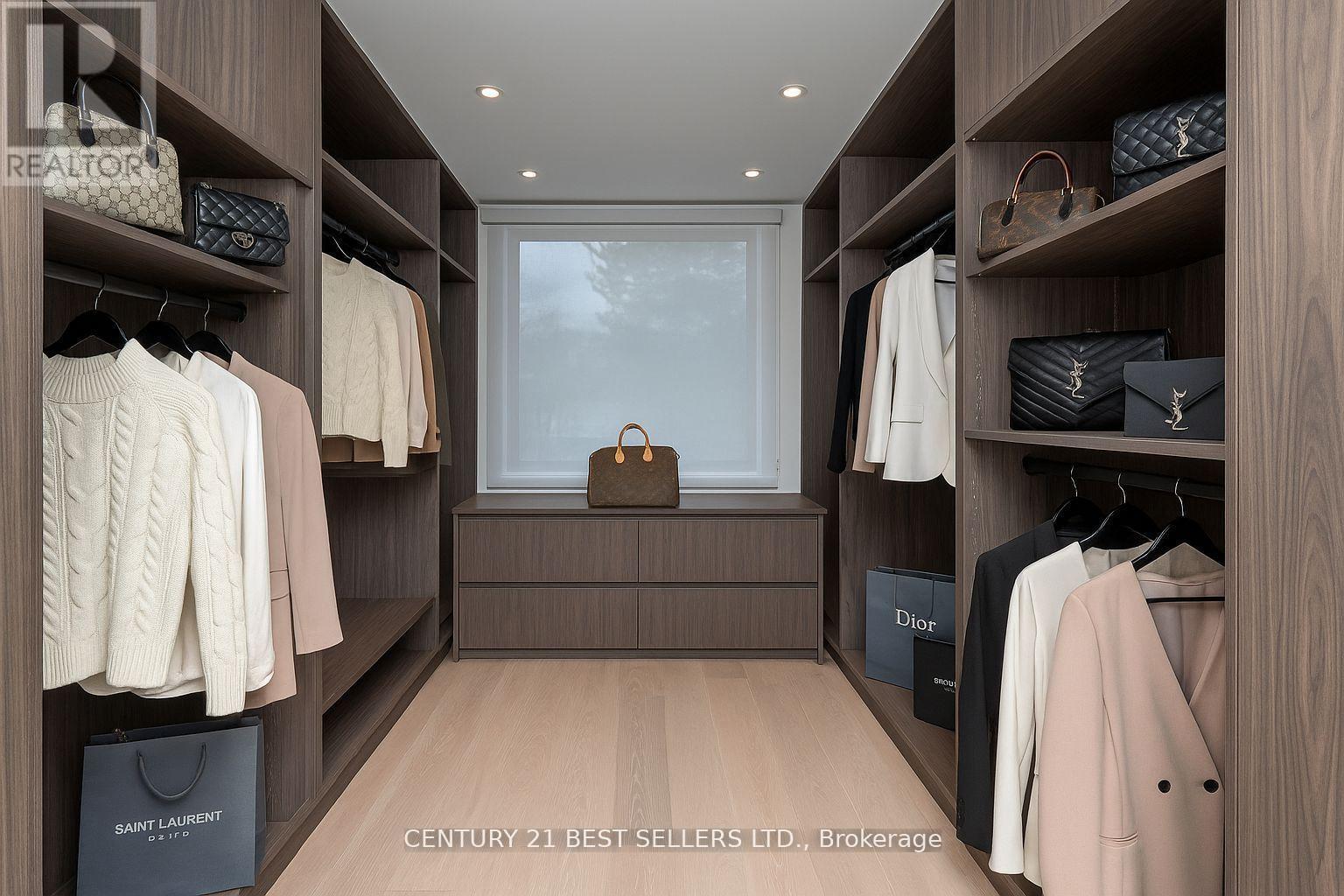 119 Cumberland Drive, Mississauga, Ontario  L5G 3N3 - Photo 22 - W12415285