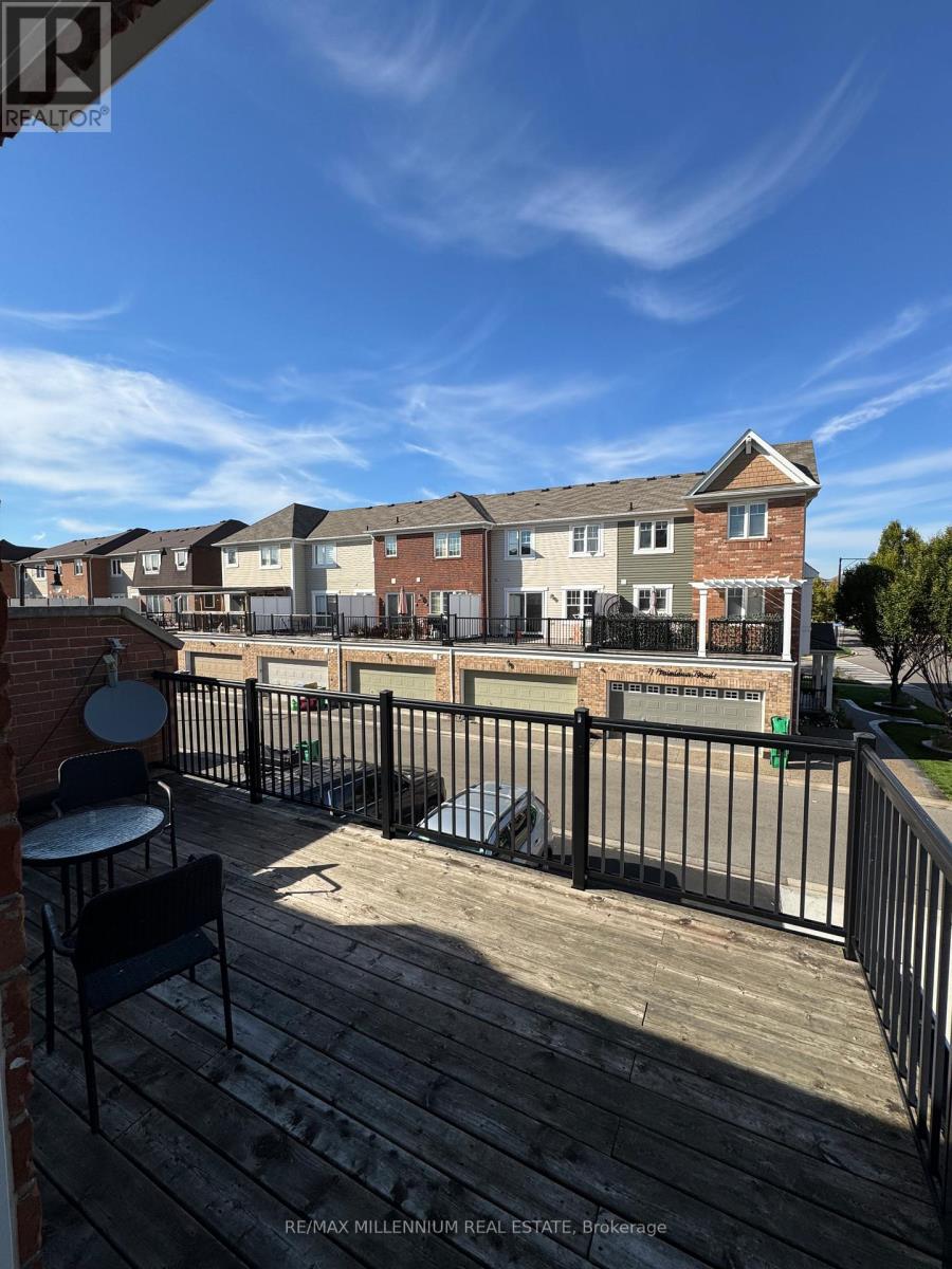 52 Commuter Drive, Brampton, Ontario  L7A 0R3 - Photo 18 - W12438465