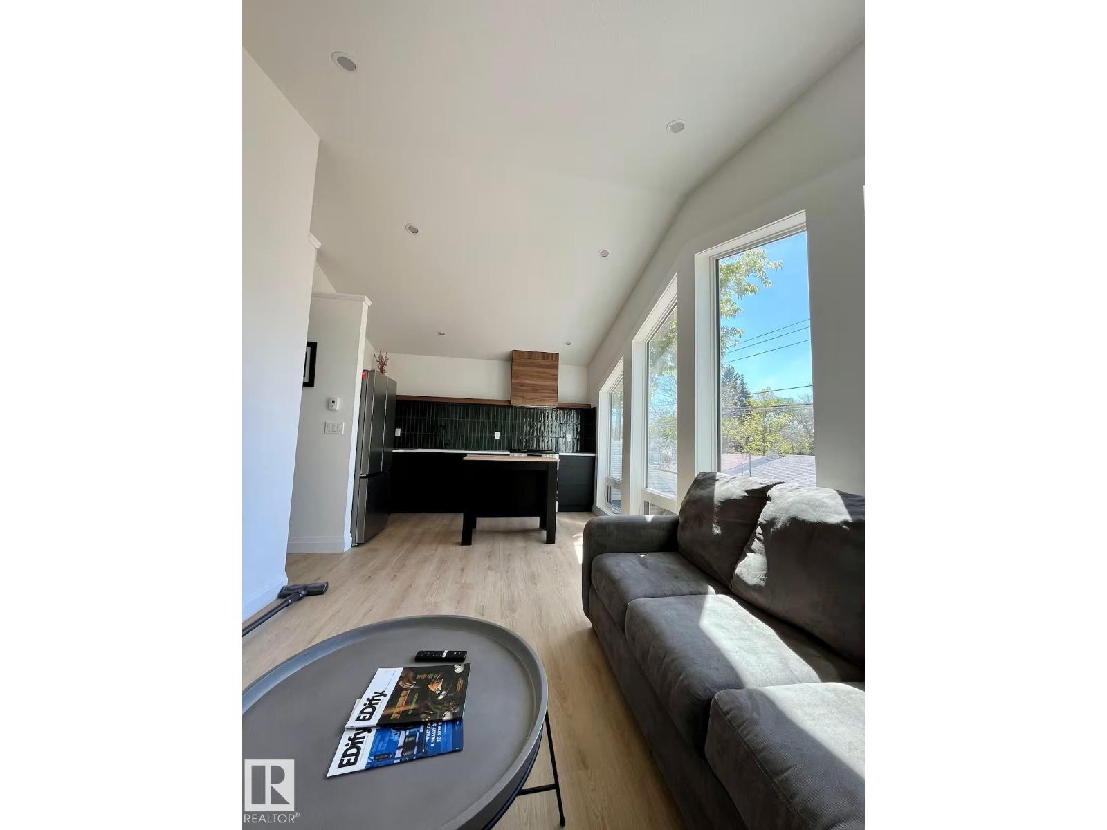 10711 76 Av Nw, Edmonton, Alberta  T6E 1L8 - Photo 10 - E4460525