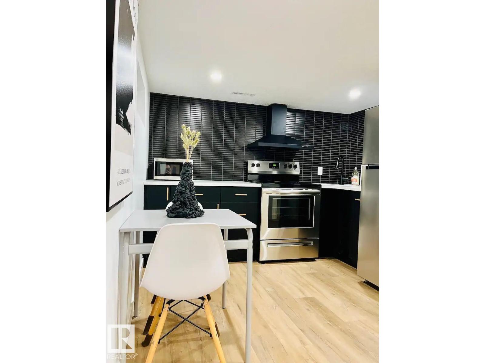 10711 76 Av Nw, Edmonton, Alberta  T6E 1L8 - Photo 13 - E4460525