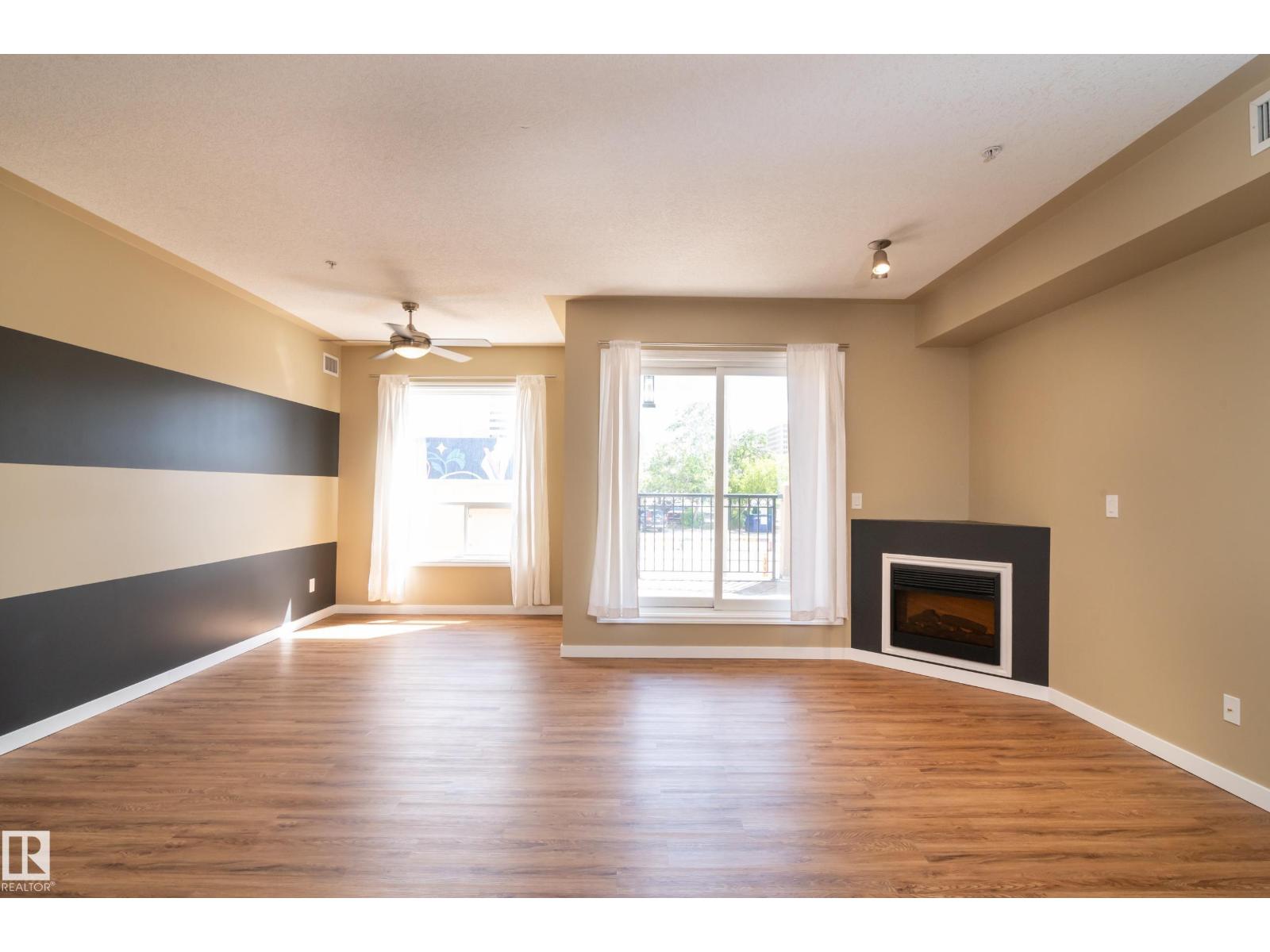 #201 10606 102 Av Nw, Edmonton, Alberta  T5J 5E9 - Photo 3 - E4457958