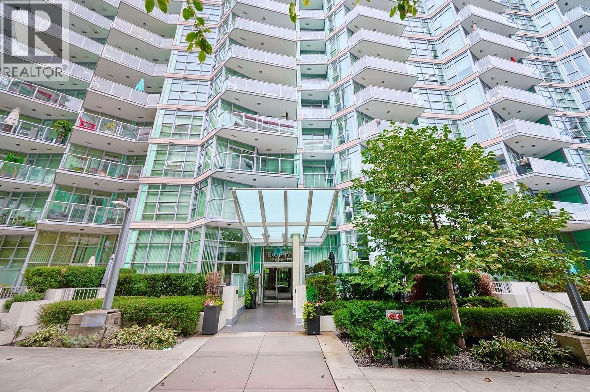 401 199 Victory Ship Way, North Vancouver, British Columbia  V7L 0B5 - Photo 1 - R3053029
