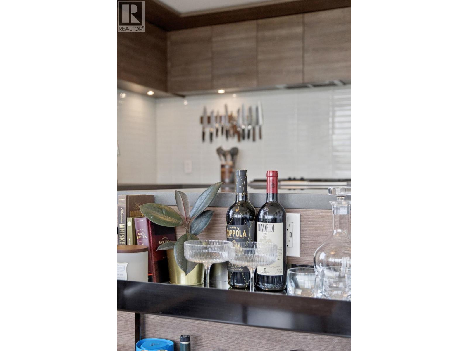 1702 1550 Fern Street, North Vancouver, British Columbia  V7J 0A9 - Photo 14 - R3052815