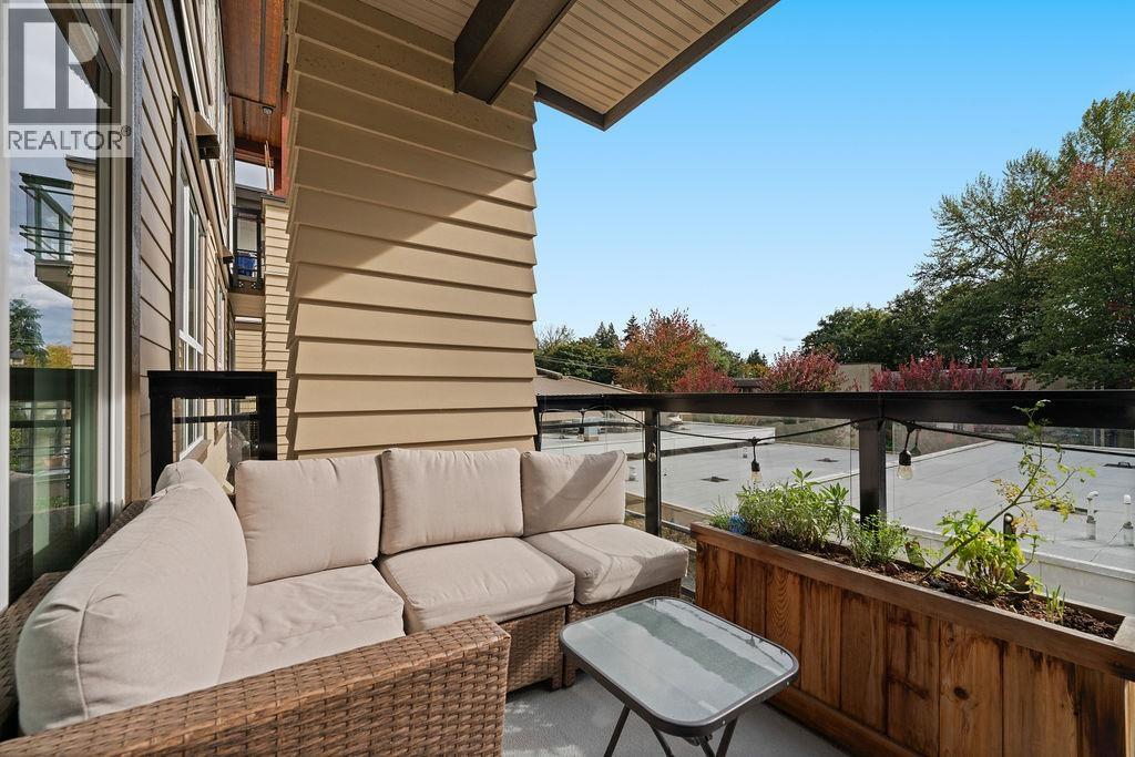 303 3205 Mountain Highway, North Vancouver, British Columbia  V7K 0A3 - Photo 11 - R3054303