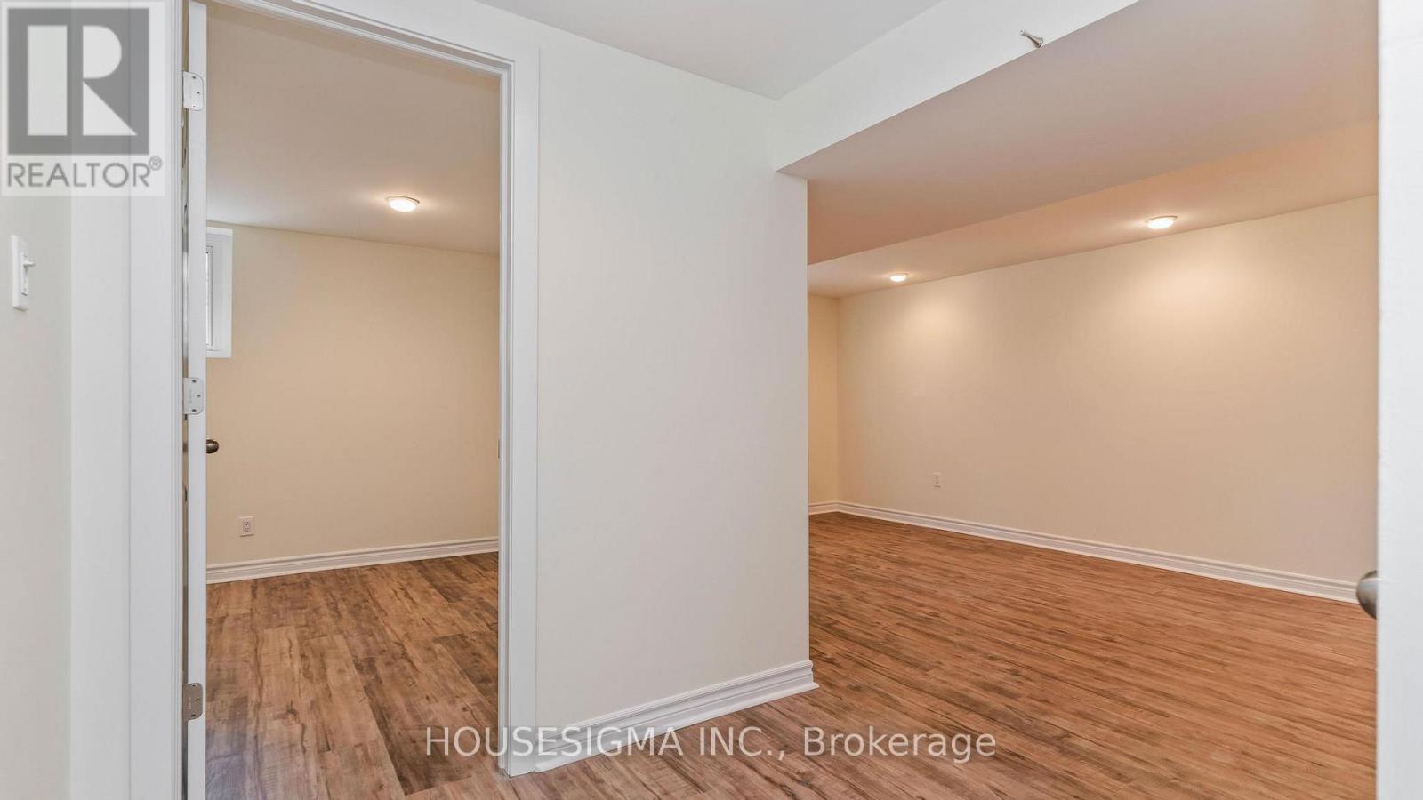 703 Millbank Drive, London South, Ontario  N6E 1Y7 - Photo 22 - X12441503