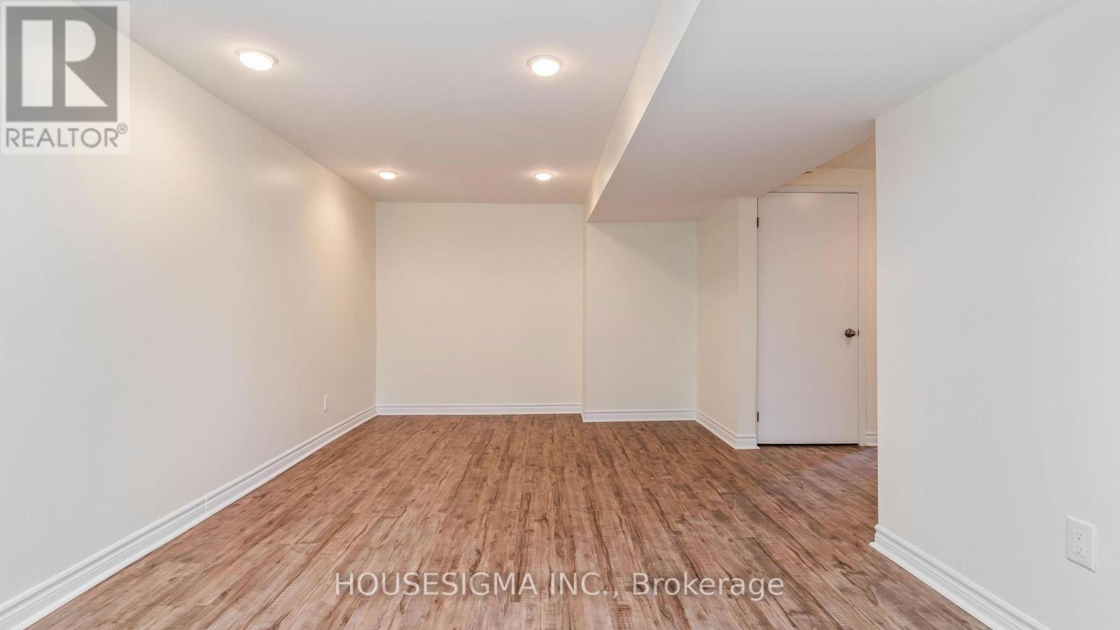703 Millbank Drive, London South, Ontario  N6E 1Y7 - Photo 25 - X12441503