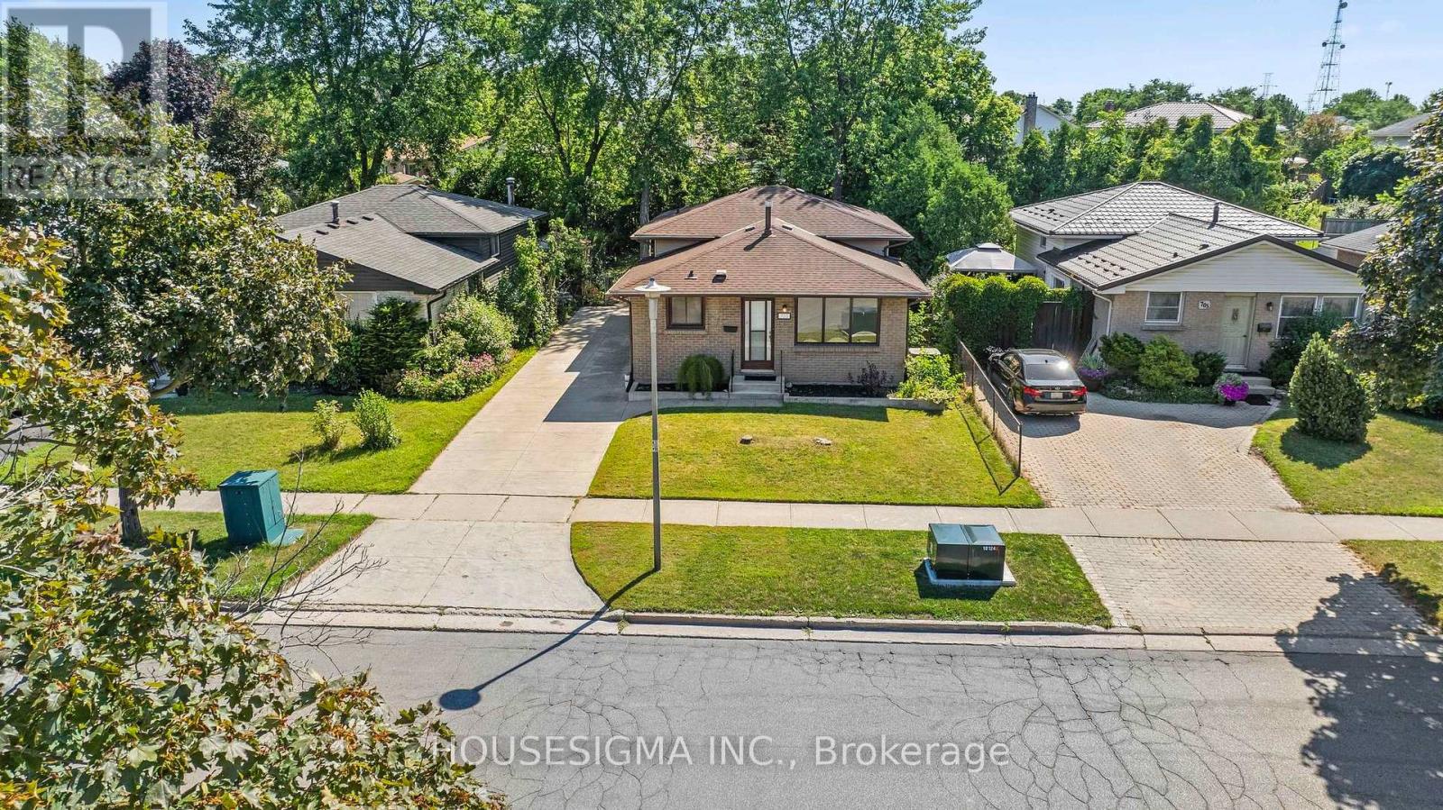 703 Millbank Drive, London South, Ontario  N6E 1Y7 - Photo 41 - X12441503