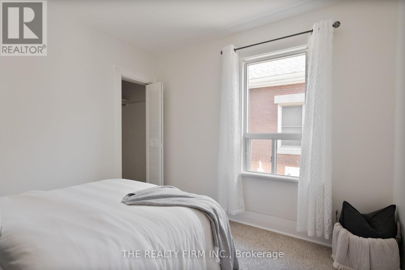 1118 Trafalgar Street, London East, Ontario  N5Z 1G8 - Photo 14 - X12441506