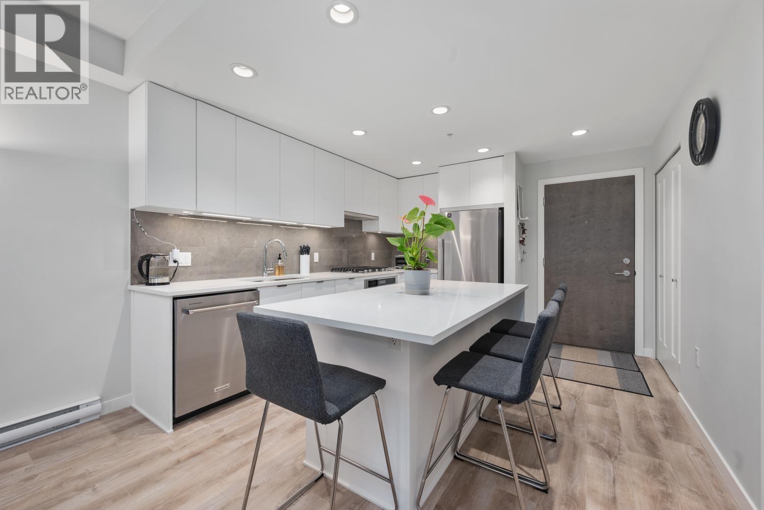 407 615 Cottonwood Avenue, Coquitlam, British Columbia  V3J 2S5 - Photo 4 - R3054729