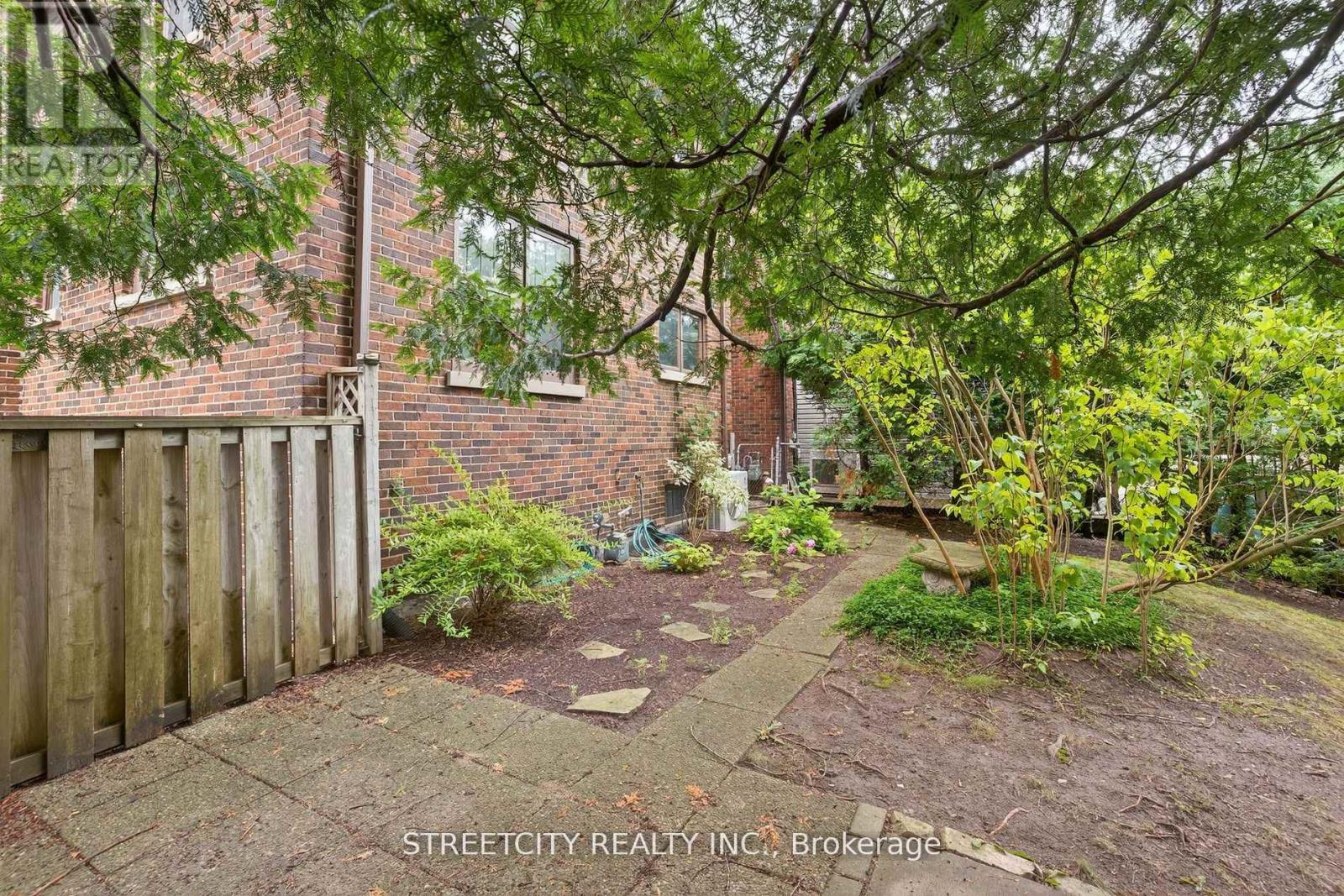 947 Maitland Street, London East, Ontario  N5Y 2X3 - Photo 39 - X12441519