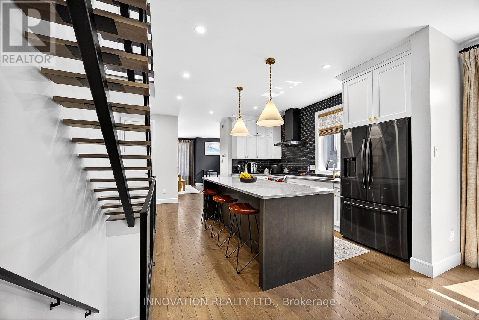 160 Marier Avenue, Ottawa, Ontario  K1L 5S1 - Photo 12 - X12441484