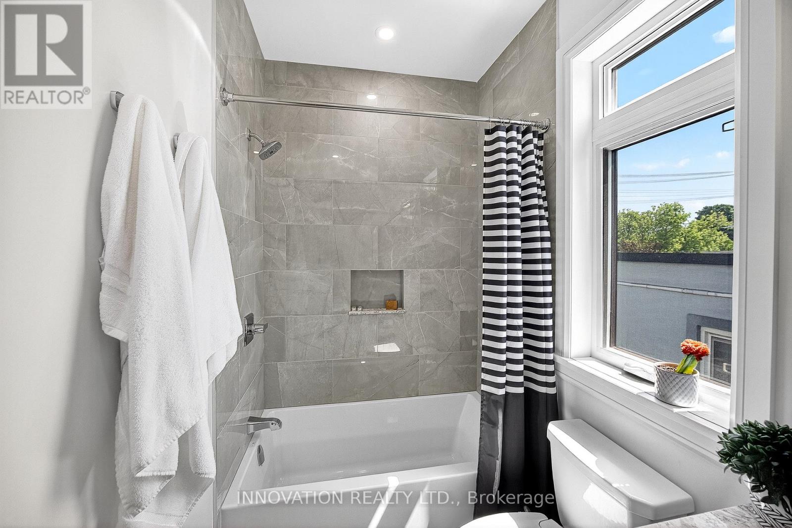 160 Marier Avenue, Ottawa, Ontario  K1L 5S1 - Photo 26 - X12441484