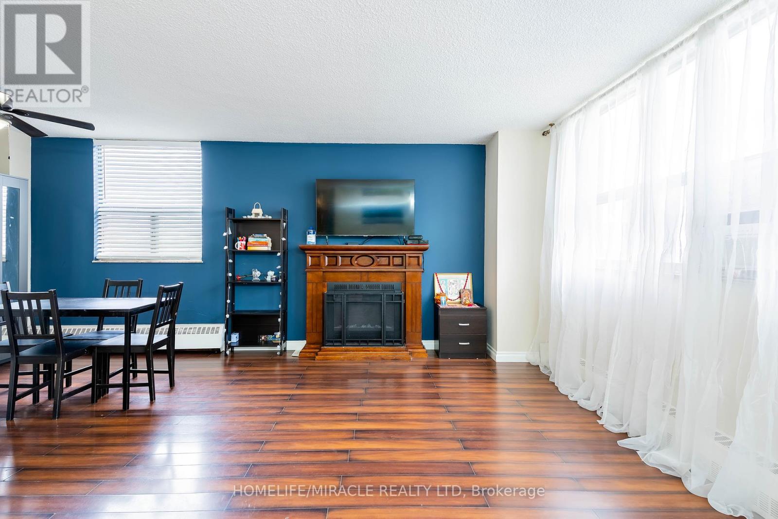 404 - 2645 Kipling Avenue, Toronto (Mount Olive-Silverstone-Jamestown), Ontario  M9V 3S6 - Photo 7 - W12441374