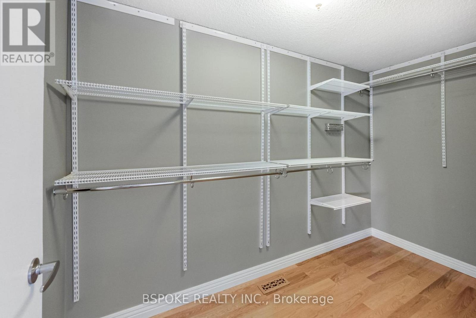 3 - 3079 Fifth Line W, Mississauga (Sheridan), Ontario  L5L 3T1 - Photo 25 - W12441378