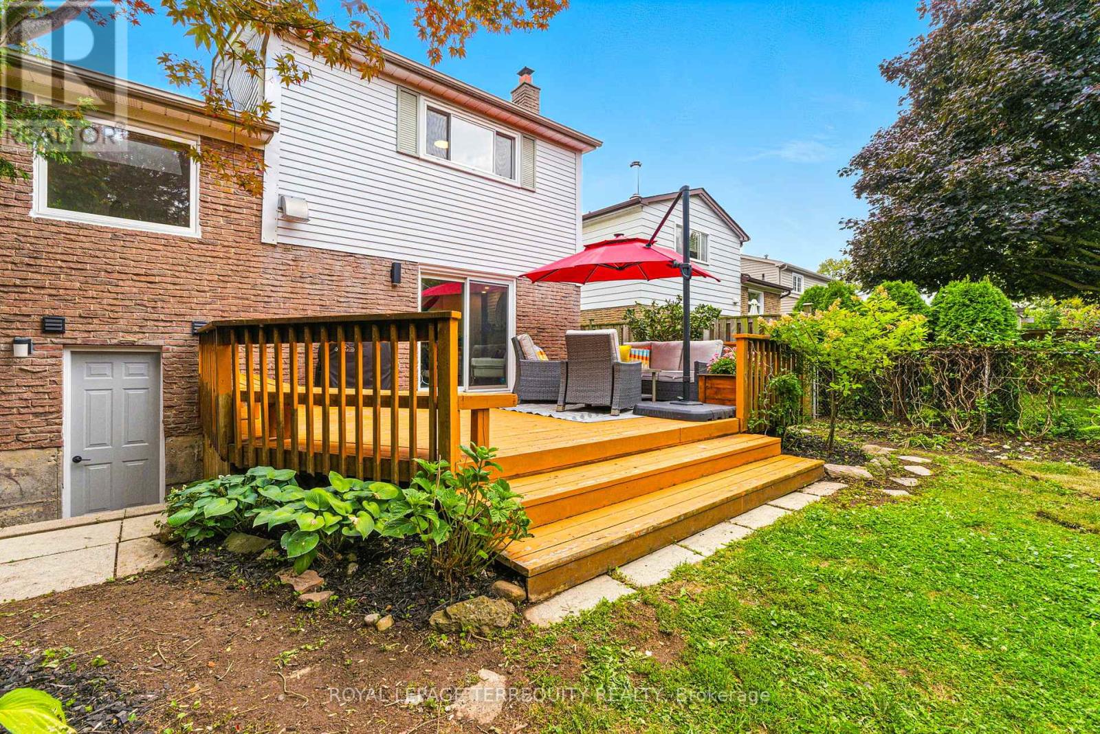 3327 Kings Masting Crescent, Mississauga, Ontario  L5L 1G5 - Photo 42 - W12441439